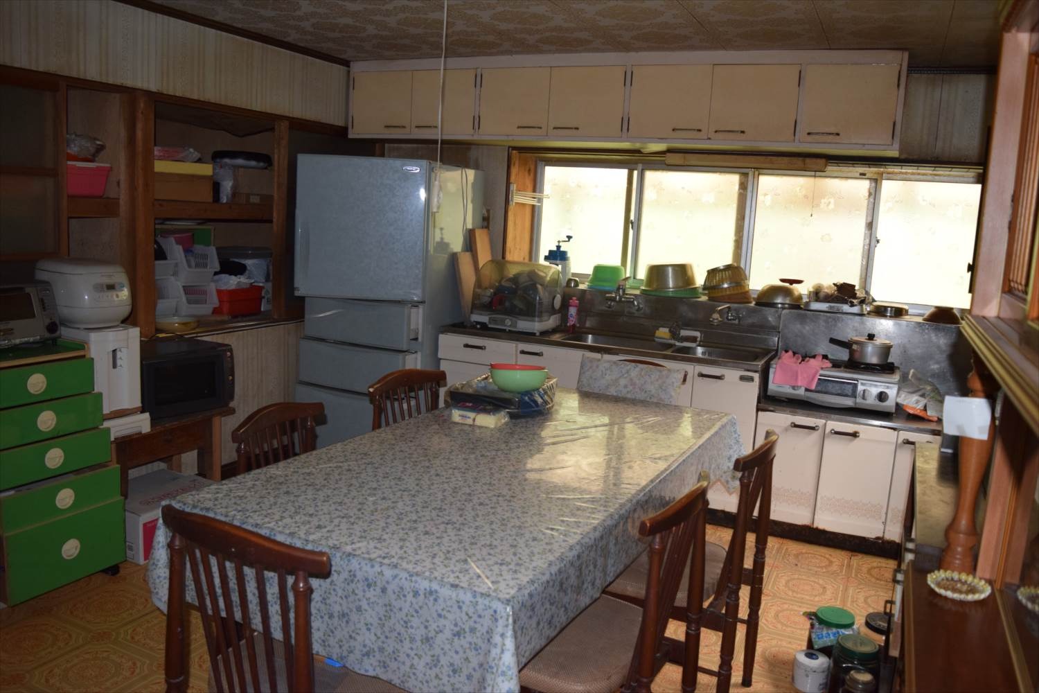 1960s wood house in Kochi