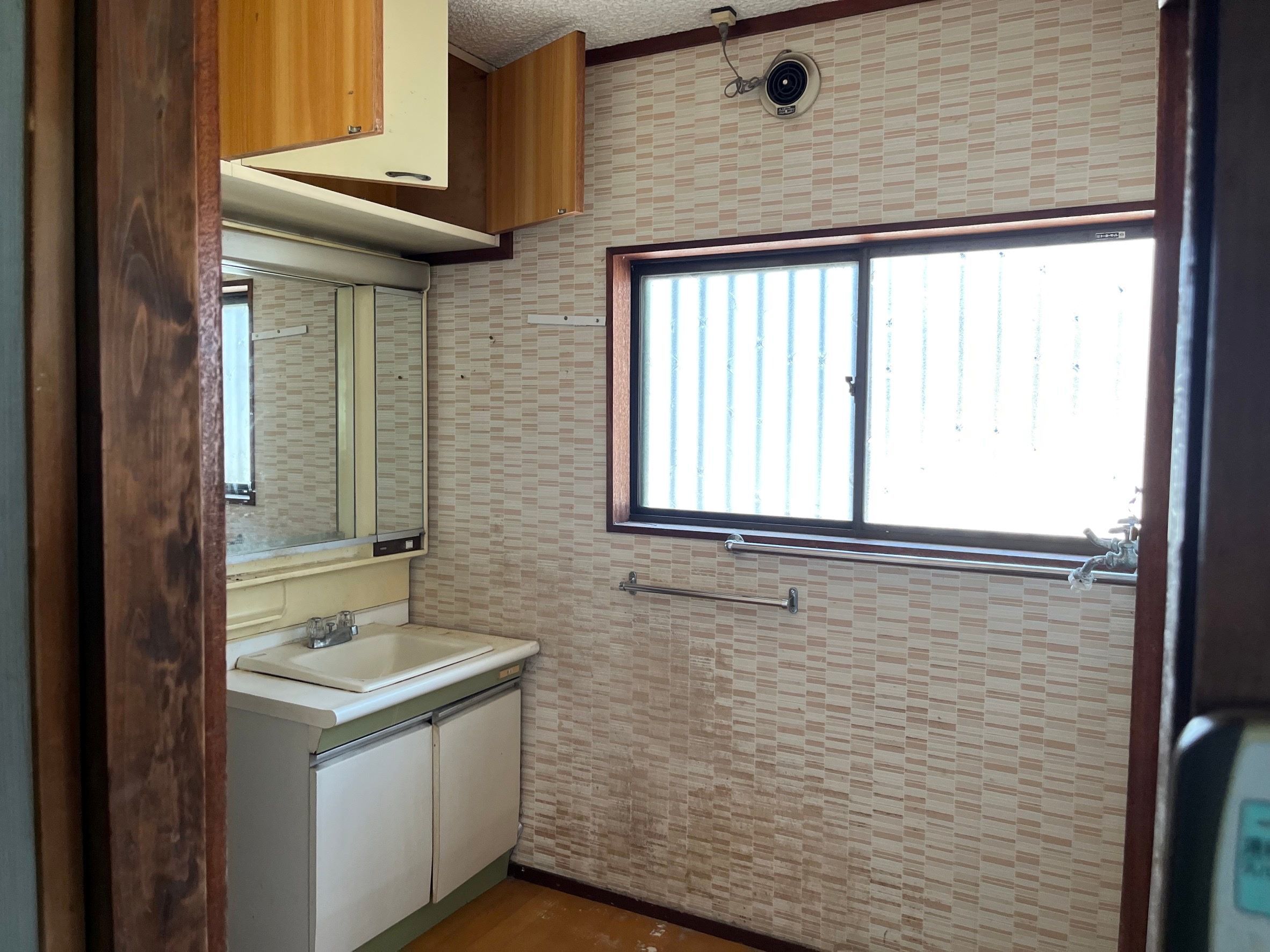 1960s wood house in Ehime