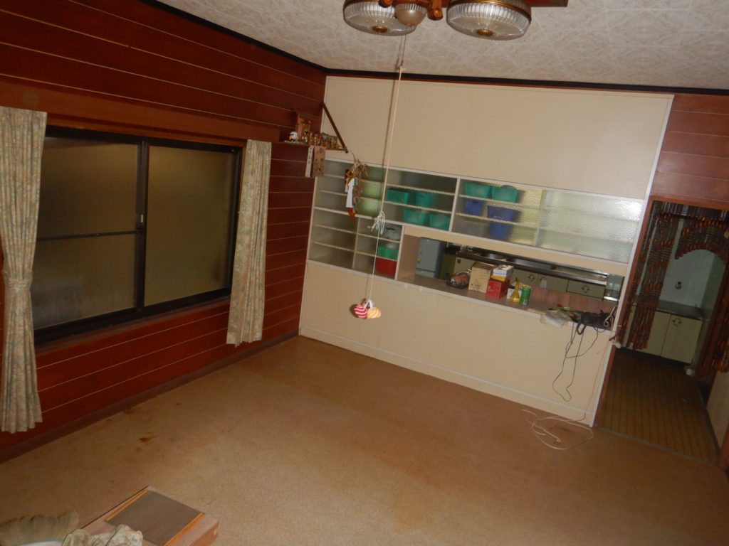 1980s wood house in Ehime