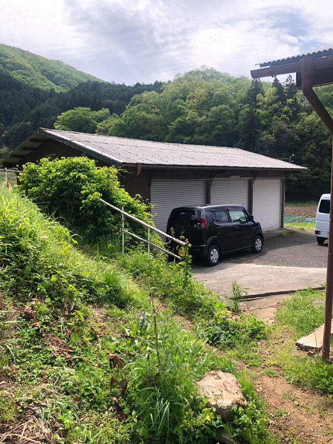 1980s wood house with storehouses in Hiyoshi, Nantan