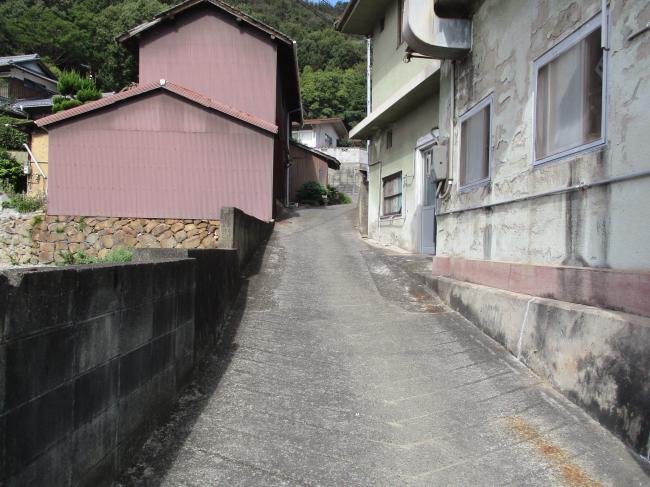 1960s wood house, 17-min walk to station, Okayama