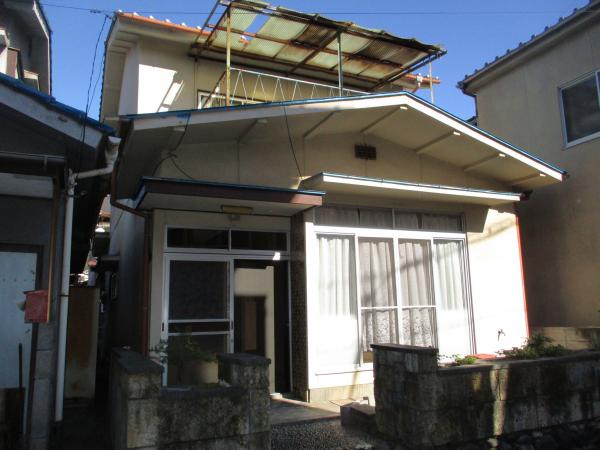 1960s wood house, 15-min walk to station, Okayama