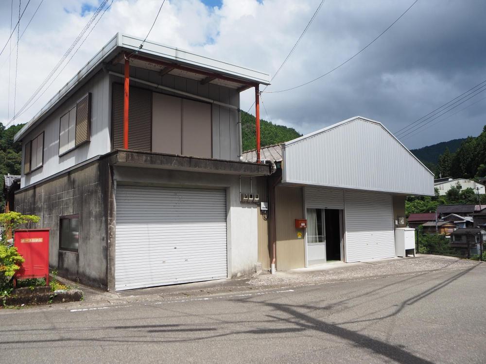 1960s wood house in Tokushima