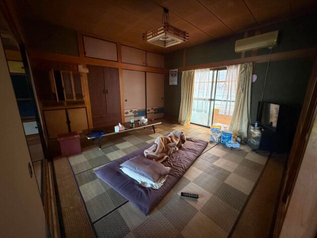 1980s wood house in Ehime