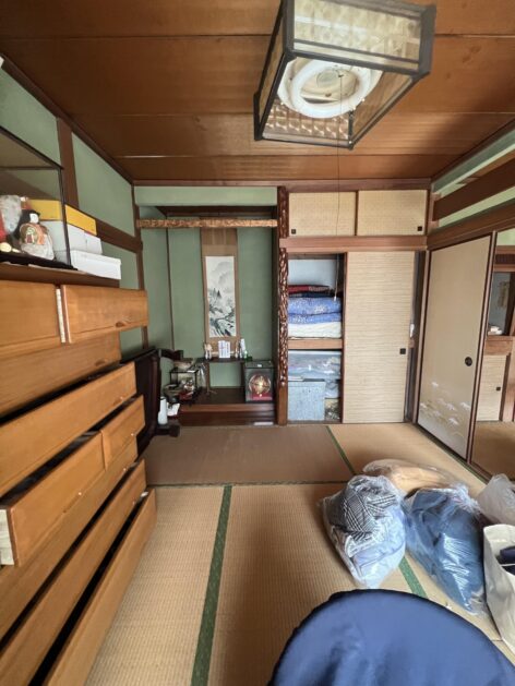 1970s wood house in Ehime