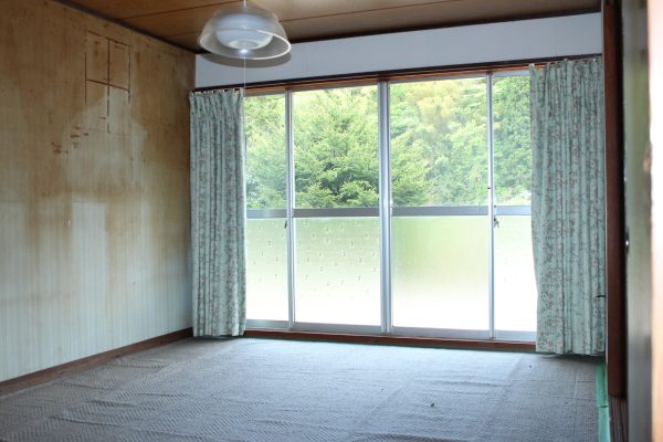 1930s wood house with storehouses in Shimane