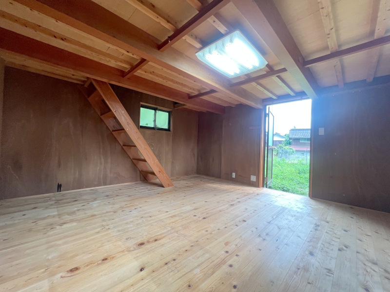 House with storehouses in Hyogo