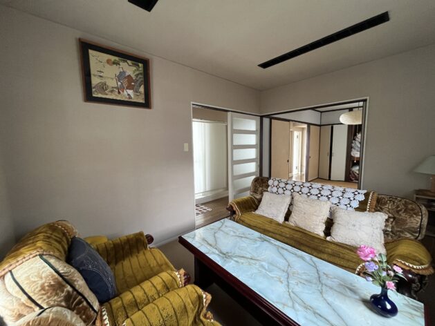 1980s wood house in Ehime
