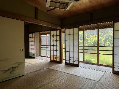 1960s wood house, 14-min walk to station, Hyogo