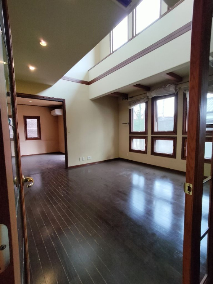 2000s wood house, 7-min walk to station, Tochigi