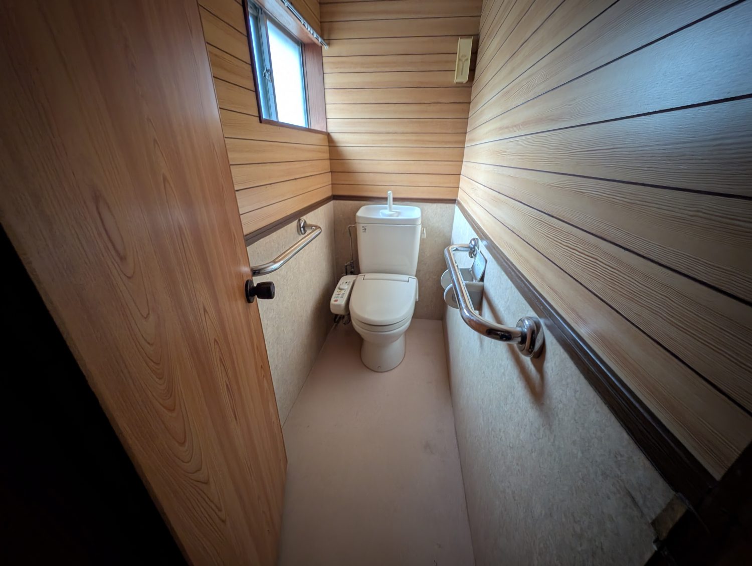 Wood house, 6-min walk to station, Hyogo