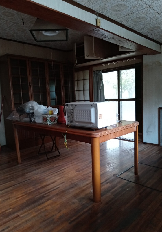 1970s house near the coast in Nishinoomote, Kagoshima