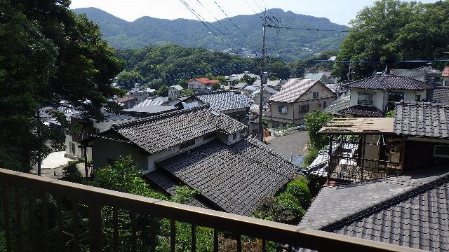 1960s wood house, 13-min walk to station, Nagasaki