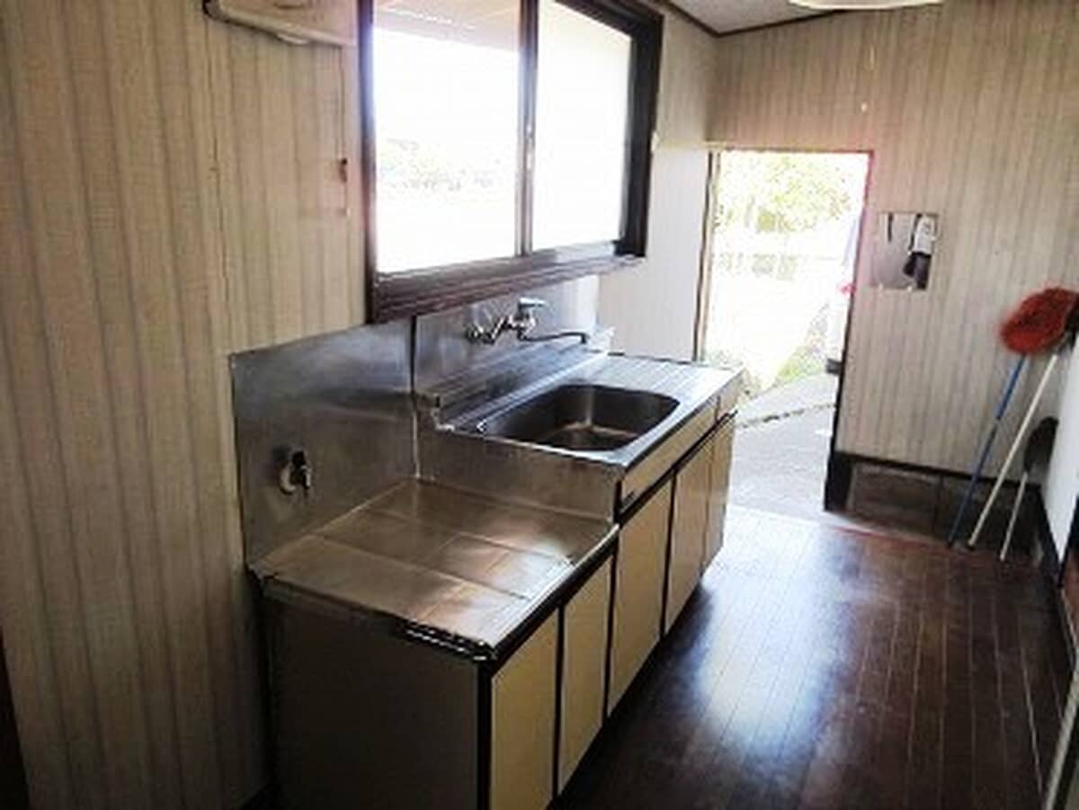 1960s wood house, 4-min walk to station, Hiroshima