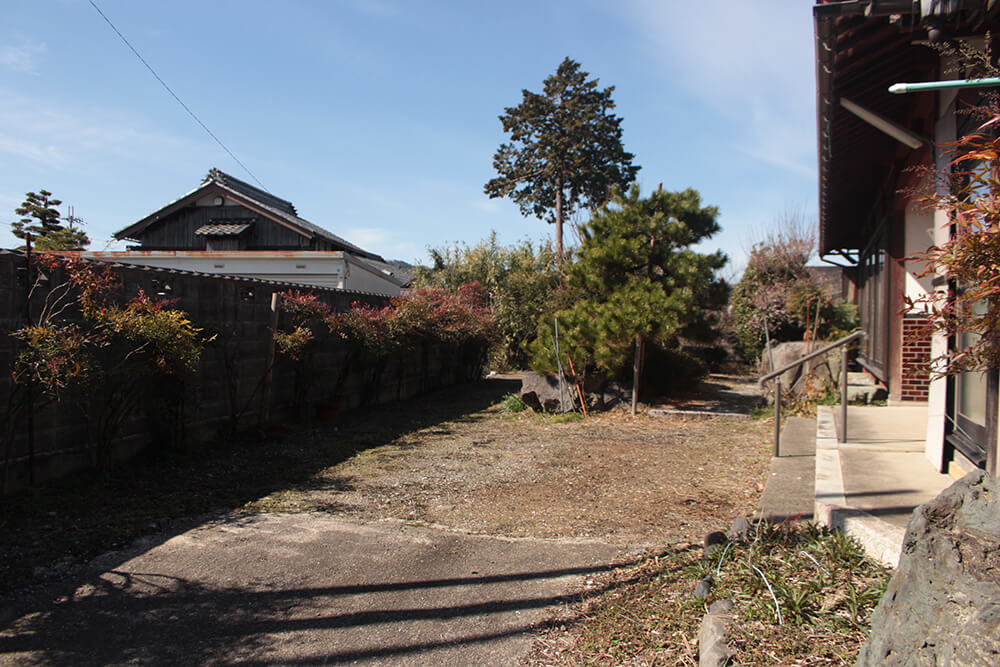 1980s wood house in Shiga
