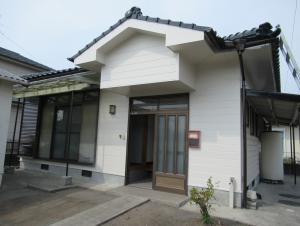 1990s wood house near the coast in Ichiki, Tarumizu
