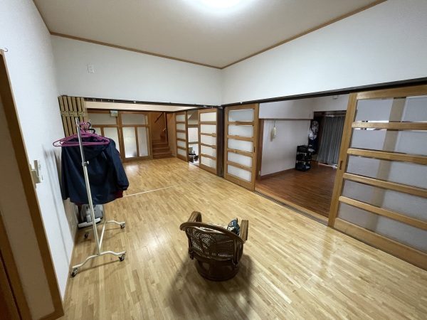 1930s wood house on a large plot in Tottori