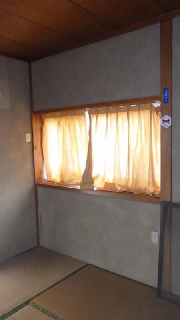 1970s wood house, 19-min walk to station, Nagasaki