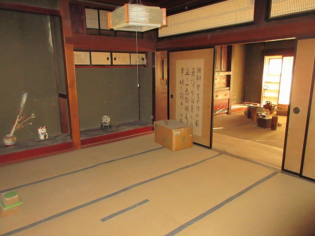 Historic farmhouse with storehouse and agricultural land, Toyohira