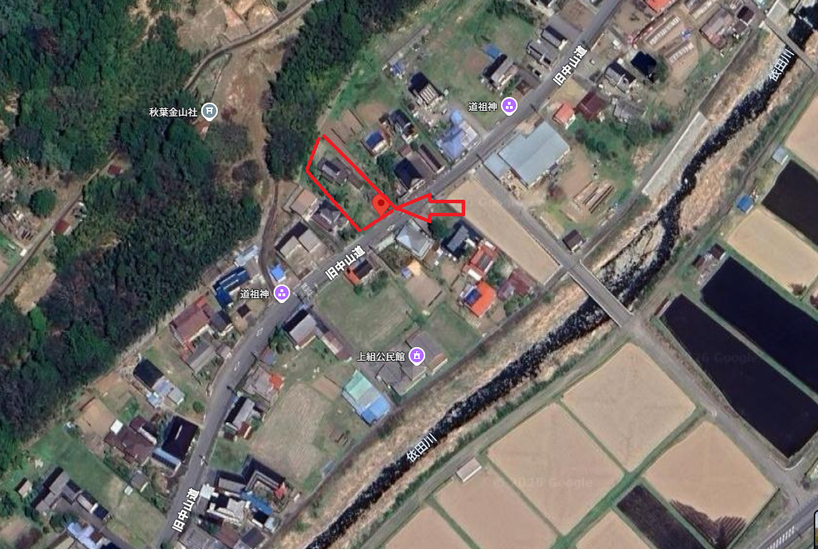 1960s wood house on a large plot in Nagano