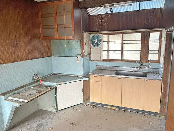 1960s wood house, 3-min walk to station, Wakayama