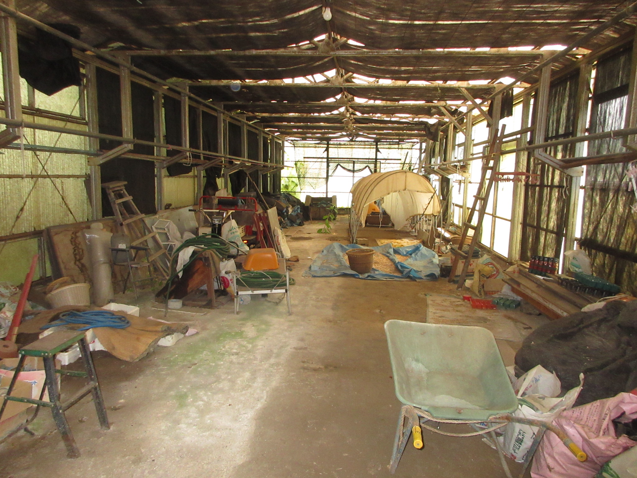 1980s wood house on a large plot in Iwate