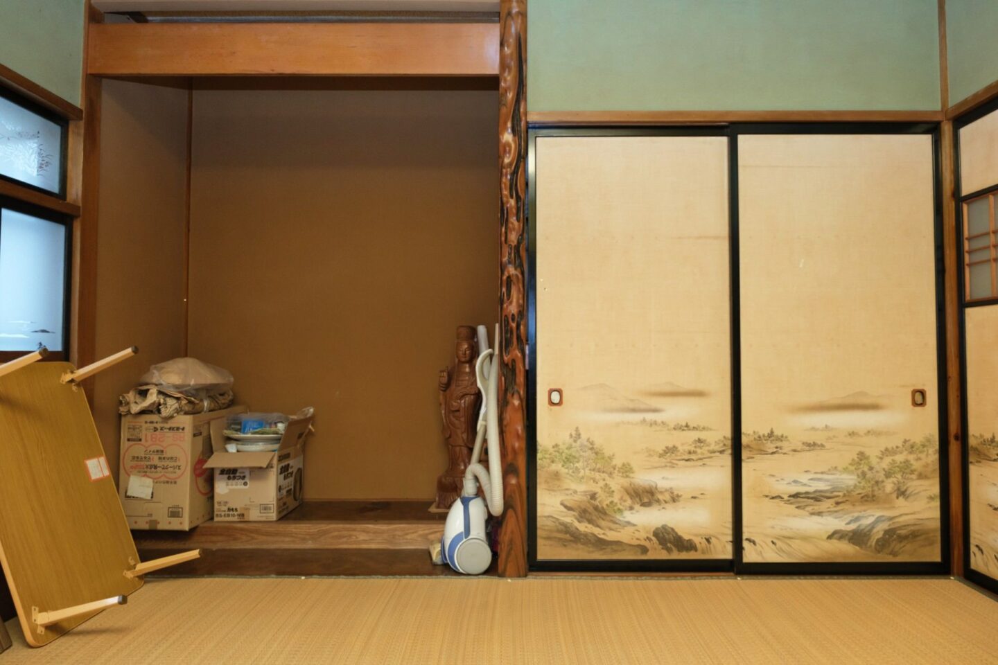 1990s wood house on a large plot in Yamagata