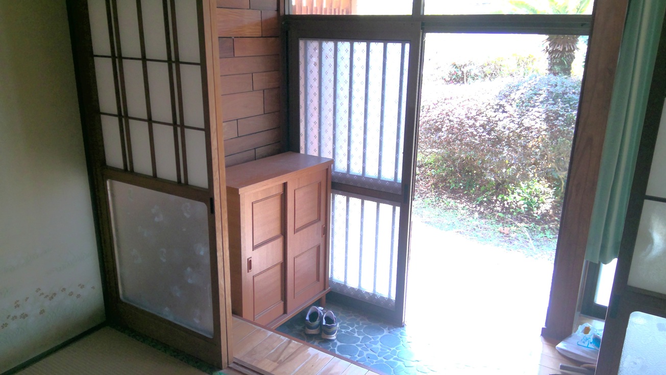 1960s wood house on a large plot in Koyama, Kimotsuki