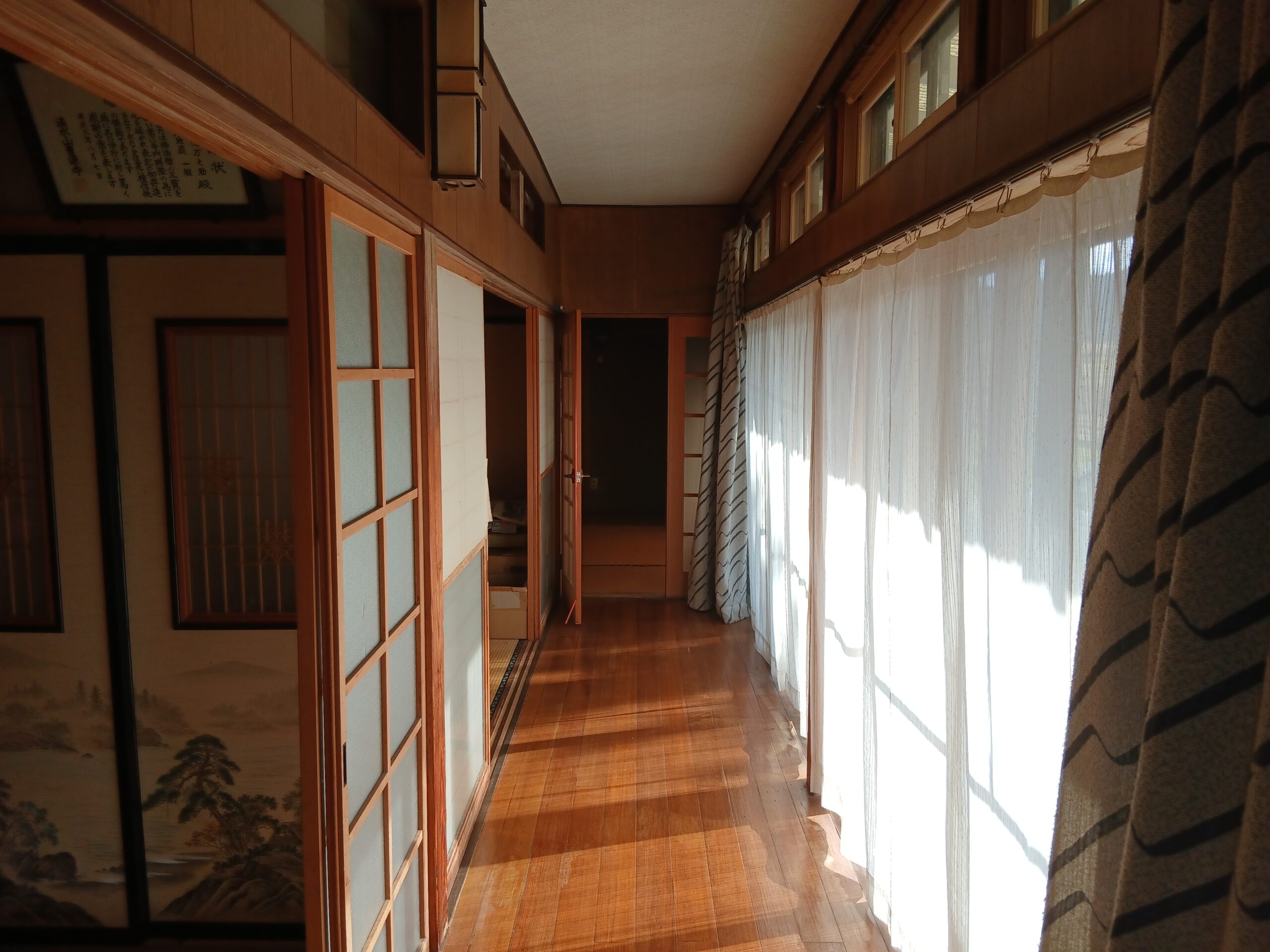 1950s wood house on a large plot in Iwate