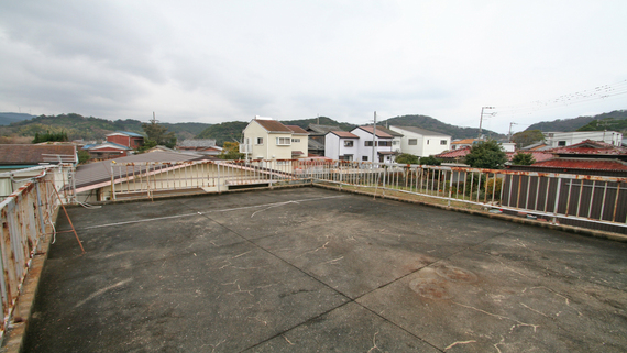 1980s steel-frame house, 8-min walk to station, Wakayama
