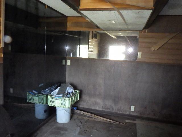 1970s wood house, 12-min walk to station, Nagasaki