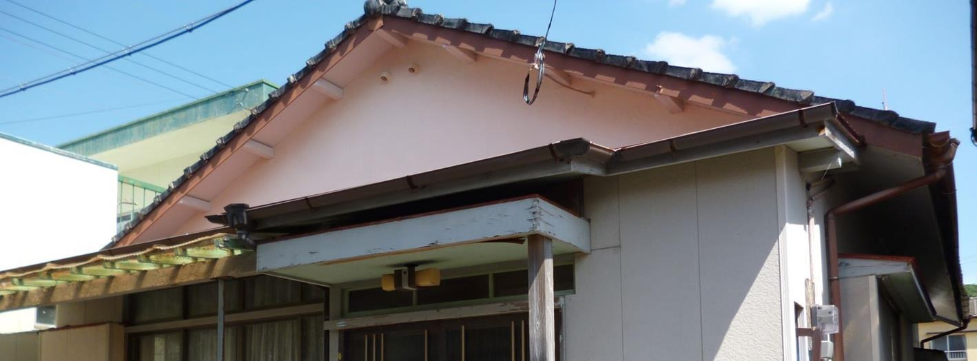 1960s wood house in Hamada, Ichikikushikino