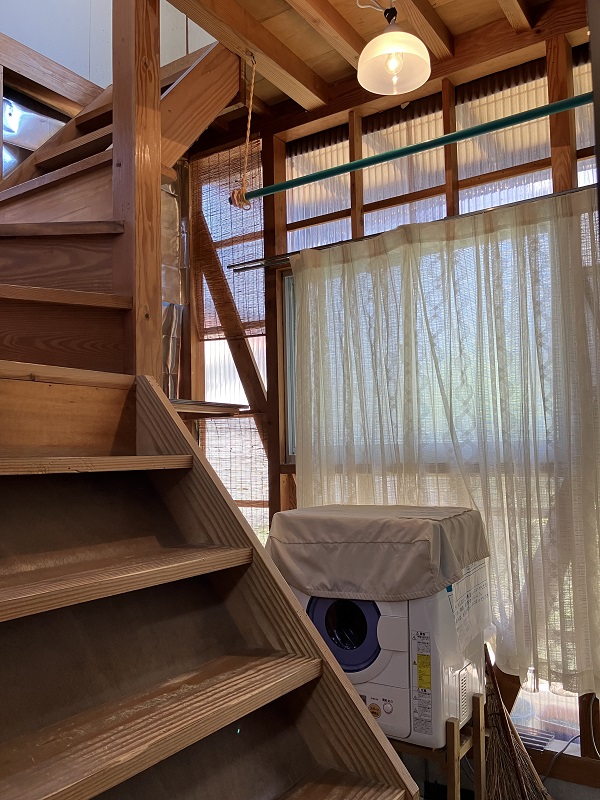 1960s wood house, 11-min walk to station, Tottori