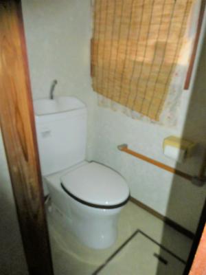 1970s wood house, 8-min walk to station, Shimane