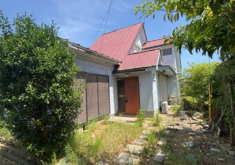 1990s wood house, 13-min walk to station, Ibaraki