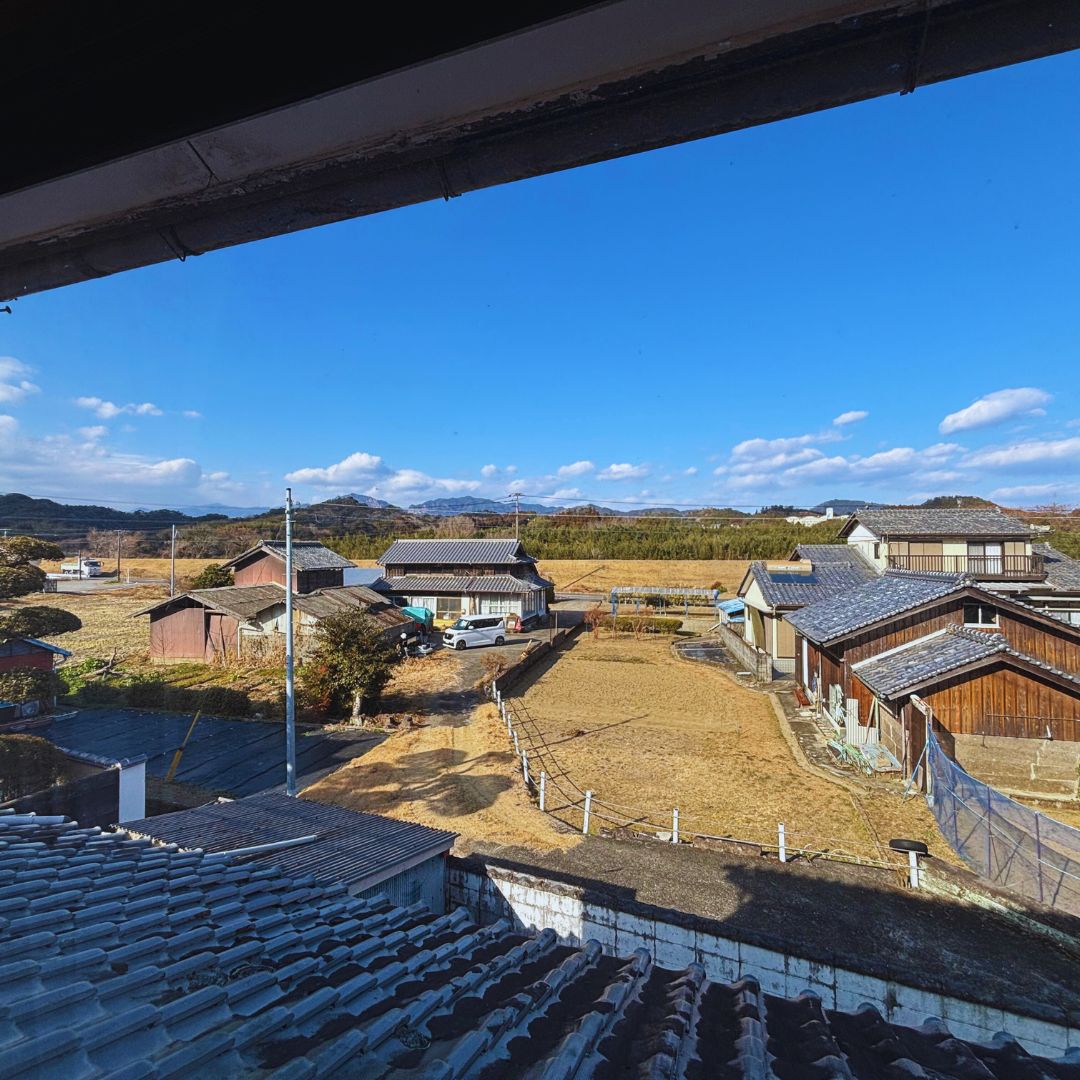 1970s wood house with outbuildings in Miyazaki