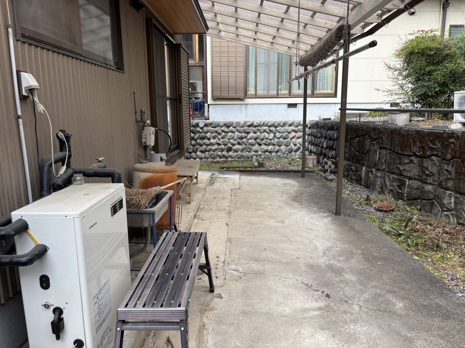 1980s wood house in Shizuoka