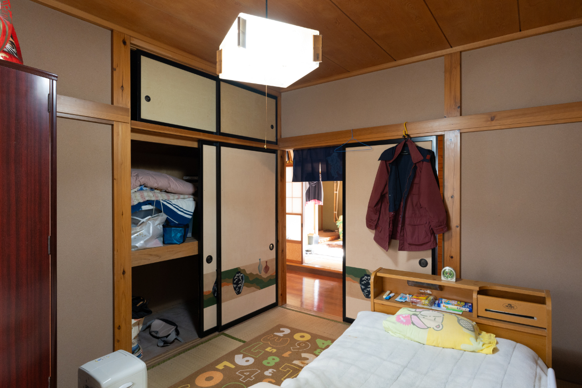 1970s wood house, 2-min walk to station, Yamagata