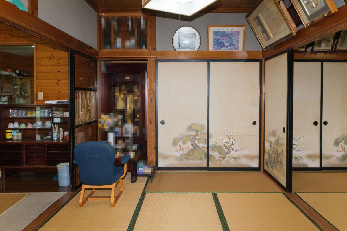 1970s wood house, 17-min walk to station, Yamagata