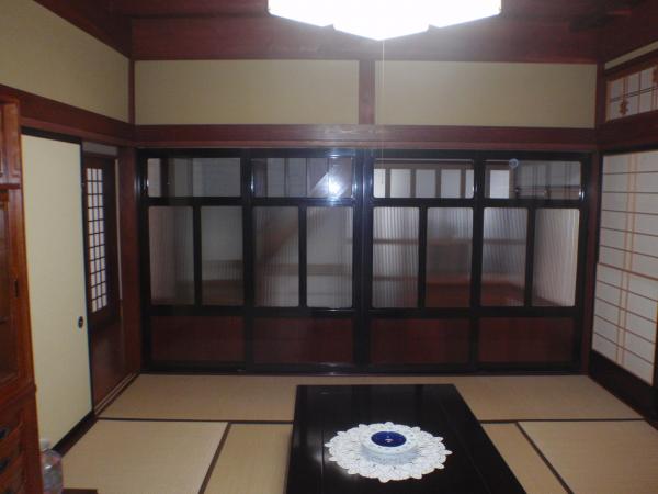 1970s wood house, 18-min walk to station, Ishikawa