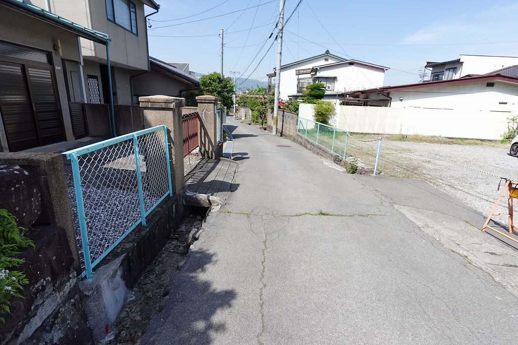 1960s wood house, 11-min walk to station, Nagano