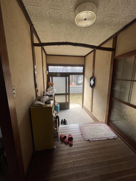 1970s wood house in Ehime