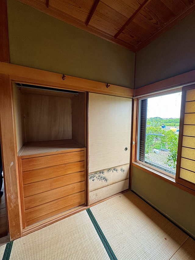1980s wood house, 7-min walk to station, Mie