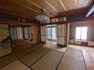 Gero City Akiya Bank [Gero 045] For Sale 3.5 yen Million / Many Rooms / Family-Friendly / 5 Minutes by Car to Gero Hot Spring