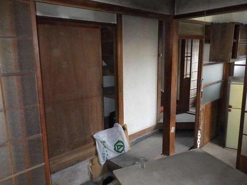 1960s wood house in Kochi