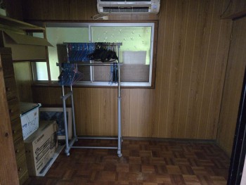 1970s wood house in Kaseda, Minamisatsuma, farmland, approval needed