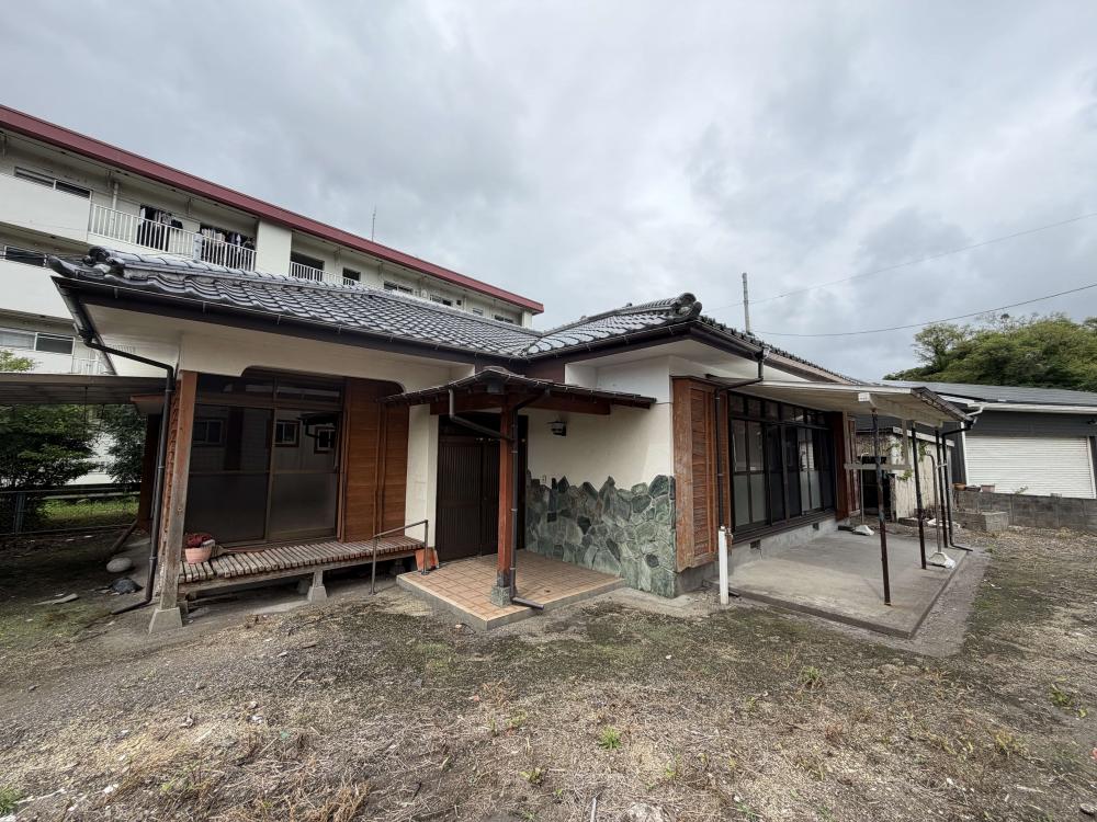 1980s wood house in Kanoya, Kagoshima