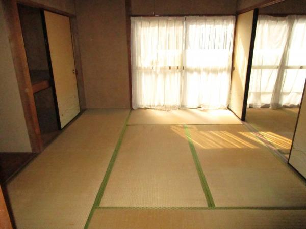 1980s wood house in Oita