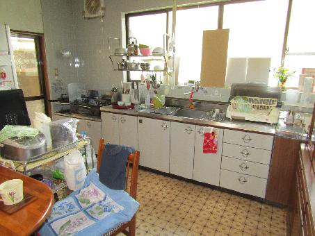 1980s wood house in Oita