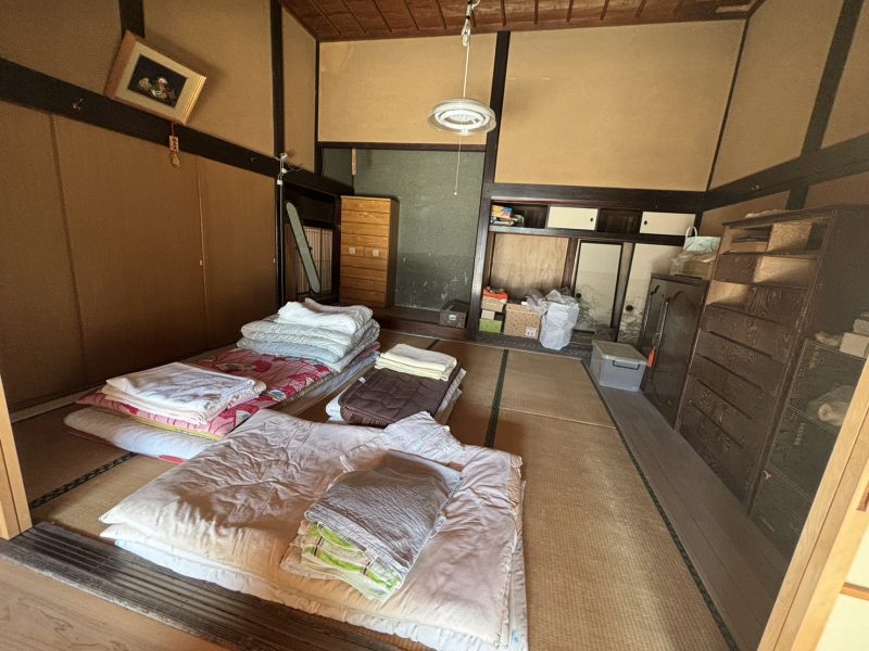 1880s wood house on a large plot in Iwate